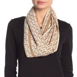 MK Scarf